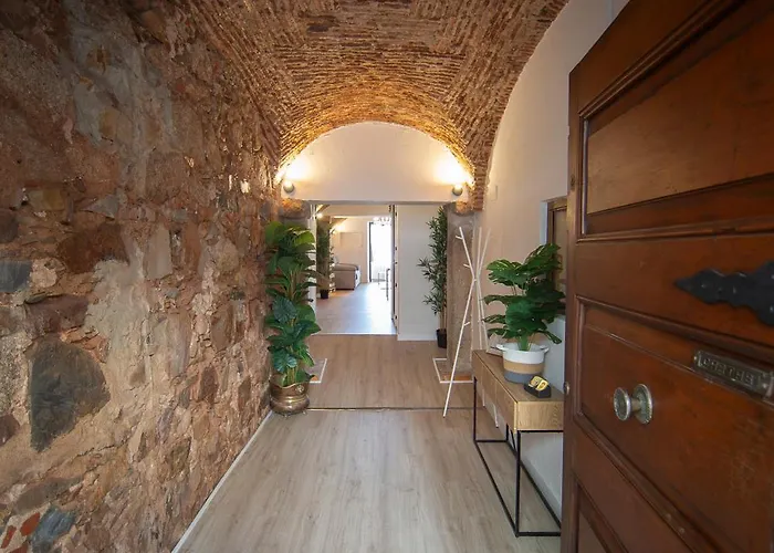 Destino Deluxe Alvear Апартаменты Касерес